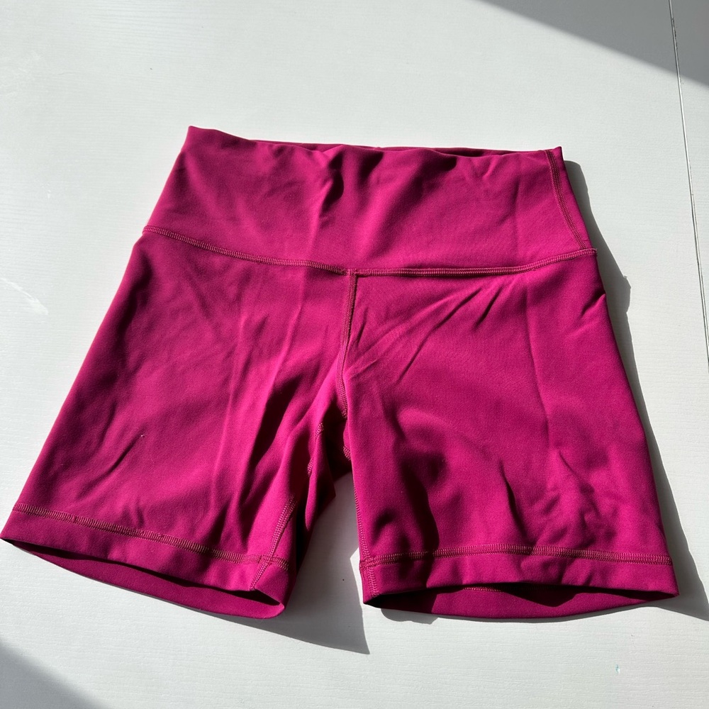 Lululemon shorts pink size 8